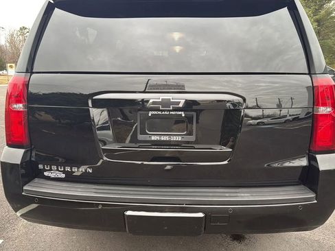 Used 2017 Chevrolet Suburban LT image 62