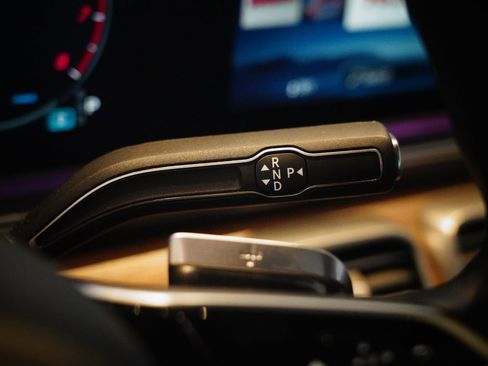 Used 2025 Mercedes-Benz GLE 450 GLE 450 image 21