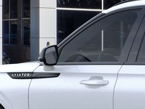 New 2026 Lincoln Aviator Reserve w/ Jet Appearance Package image 39