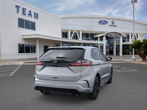 New 2024 Ford Edge SE w/ Black Appearance Package image 8