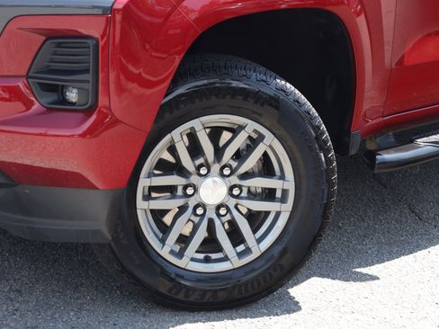 Used 2024 Chevrolet Colorado LT w/ LT Convenience Package RWD image 13