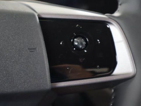 New 2025 Nissan Murano SV image 15