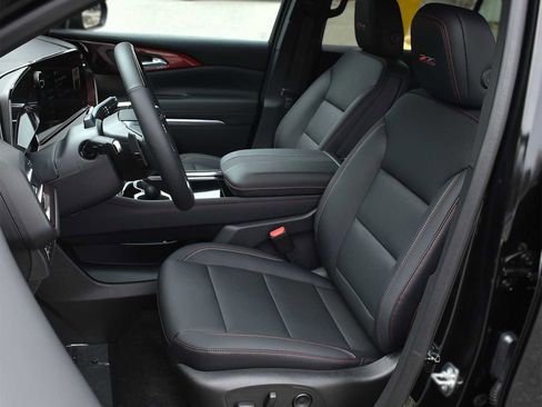 New 2026 Chevrolet Traverse Z71 image 9