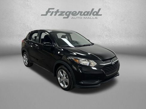 Used 2018 Honda HR-V LX image 8