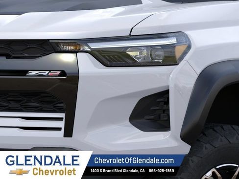 New 2026 Chevrolet Colorado ZR2 w/ Technology Package AWD/4WD image 10