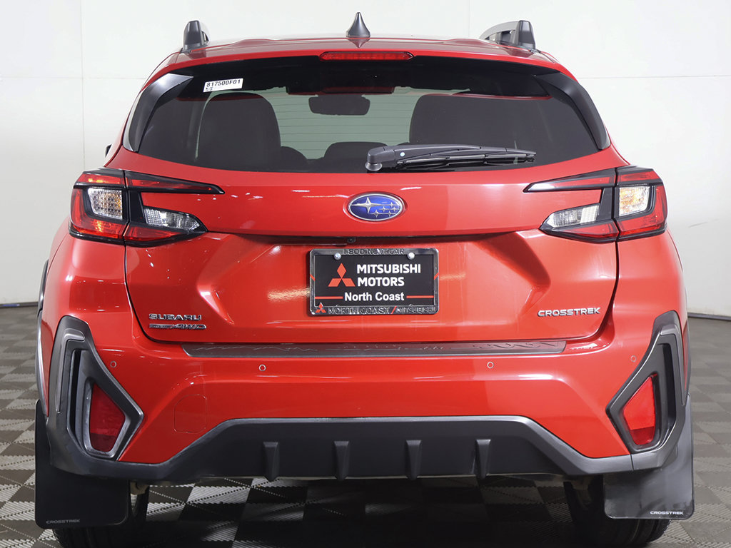 Used 2024 Subaru Crosstrek 2.5i Limited AWD/4WD image 15
