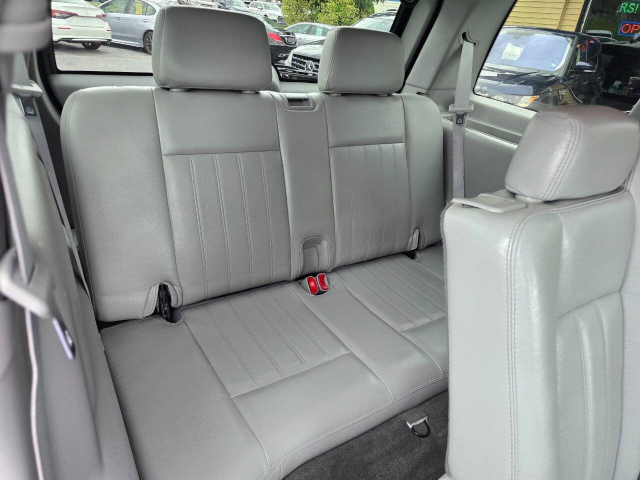 Used 2005 Lincoln Aviator AWD image 35