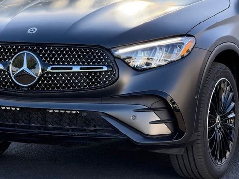 New 2026 Mercedes-Benz GLC 300 4MATIC image 2