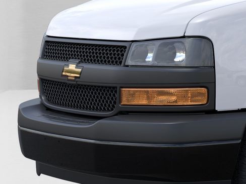 New 2026 Chevrolet Express 2500 w/ Driver Convenience Package RWD image 38