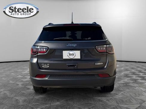 Used 2023 Jeep Compass Latitude image 4