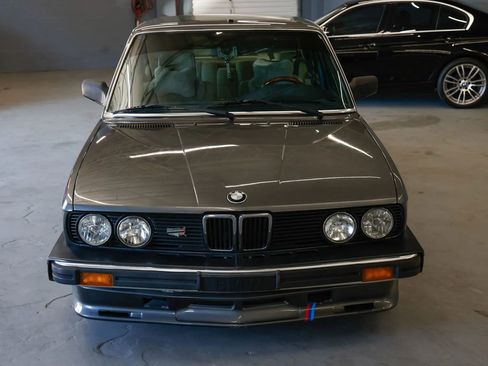 Used 1987 BMW 528e Sedan image 10