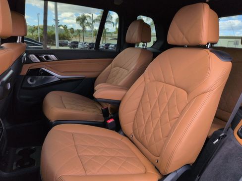 Certified 2023 BMW X7 xDrive40i w/ Executive Package image 29