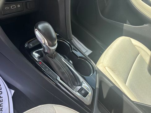 Used 2023 Buick Encore GX Select w/ Safety Package II image 29