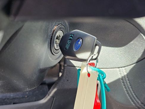 Used 2015 Toyota Camry SE w/ Moonroof Package FWD image 63