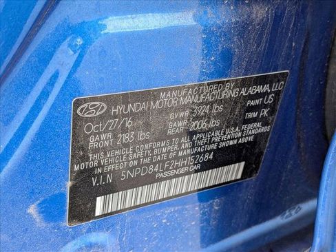 Used 2017 Hyundai Elantra SE image 15