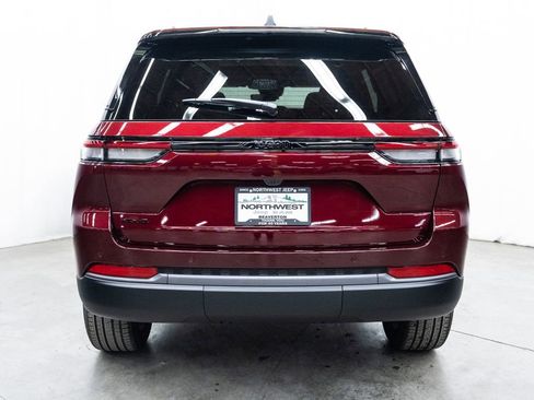 New 2026 Jeep Grand Cherokee Limited AWD/4WD image 5