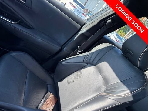 Used 2024 Toyota Crown AWD/4WD image 18