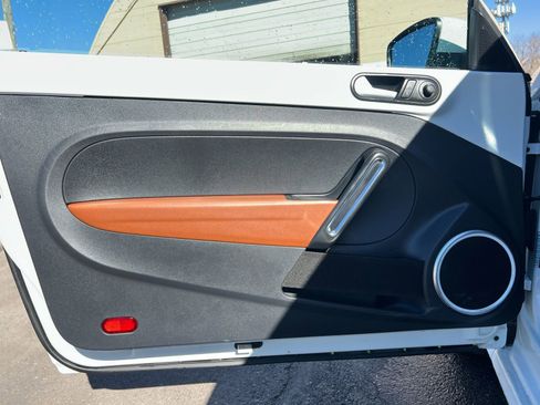 Used 2015 Volkswagen Beetle 1.8T Classic image 19