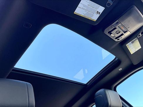 Used 2025 Toyota Tundra Platinum image 15