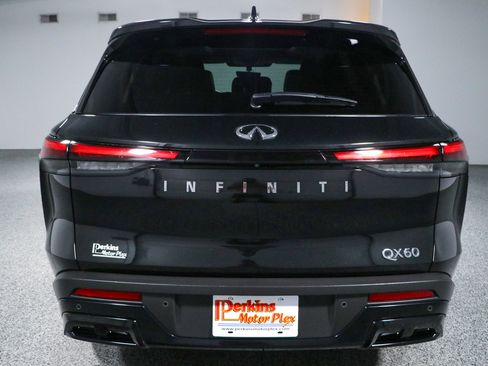 Used 2023 INFINITI QX60 Pure FWD image 8