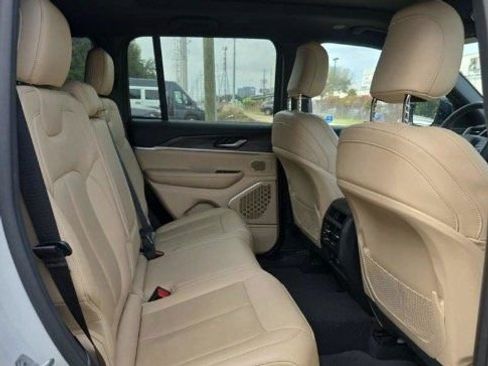 Used 2022 Jeep Grand Cherokee Limited 4xe AWD/4WD image 32