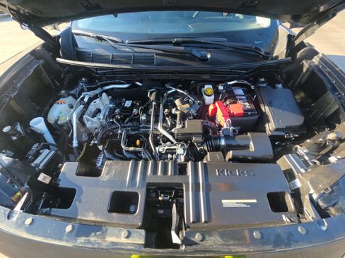 Used 2026 Nissan Kicks SV FWD image 7
