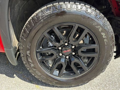 Used 2026 GMC Sierra 1500 Elevation w/ Elevation Premium Package AWD/4WD image 5