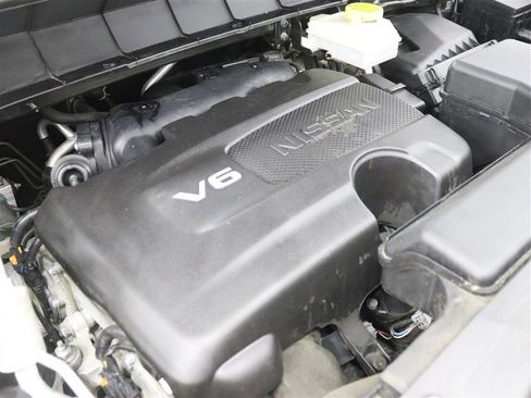 Used 2022 Nissan Pathfinder S image 34