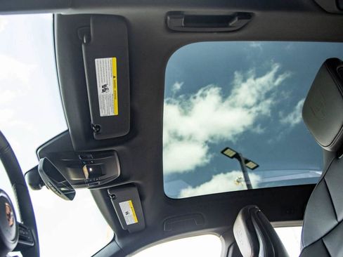 Used 2025 Porsche Taycan 4 Cross Turismo image 78