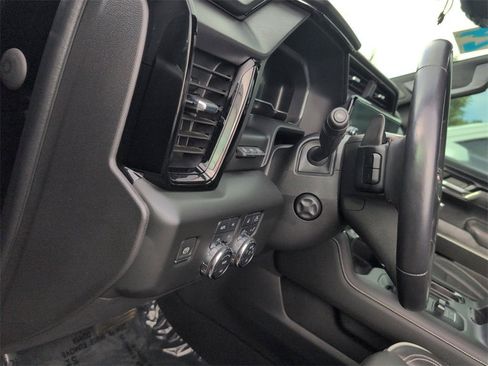 Used 2024 GMC Sierra 1500 AT4X image 16