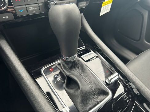 New 2026 Jeep Compass Limited image 38