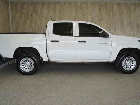 Used 2024 Chevrolet Colorado W/T image 6