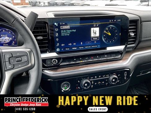 Used 2024 Chevrolet Silverado 1500 LT image 6