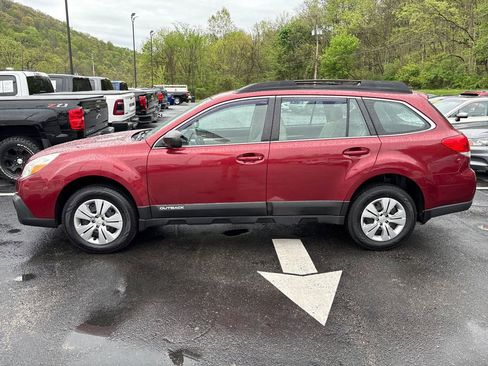 Used 2013 Subaru Outback 2.5i AWD/4WD image 2