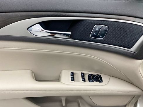 Used 2017 Lincoln MKZ Select w/ Select Plus Package FWD image 12