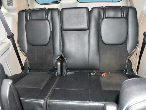 Used 2020 Dodge Grand Caravan SXT FWD image 19
