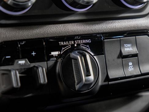 Used 2022 RAM 1500 Big Horn w/ Trailer Tow Group image 25