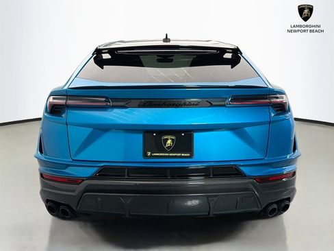 Used 2024 Lamborghini Urus Performante AWD/4WD image 6
