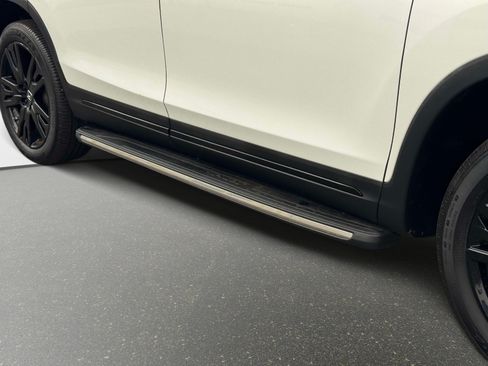Used 2021 Honda Pilot Black Edition image 9
