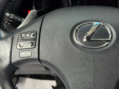 Used 2010 Lexus IS 250C RWD image 25