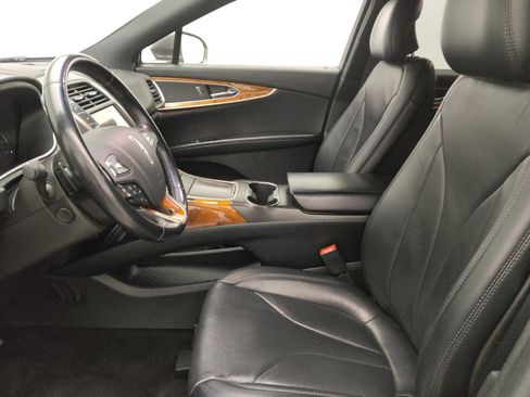 Used 2018 Lincoln MKX Reserve image 17