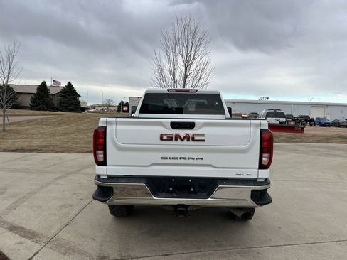 Used 2024 GMC Sierra 2500 SLE image 6