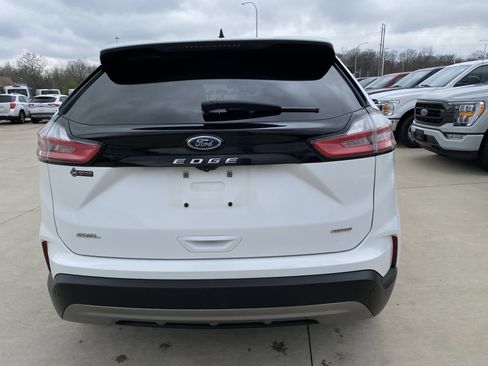 Used 2022 Ford Edge SEL image 7