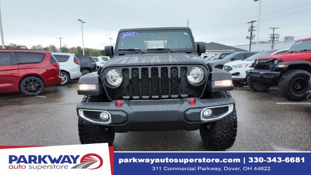 Used 2023 Jeep Gladiator Sport AWD/4WD image 1