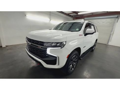Used 2022 Chevrolet Tahoe Z71 AWD/4WD image 4