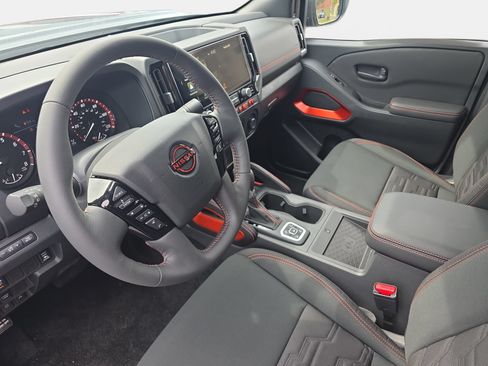 New 2026 Nissan Frontier PRO-4X w/ Pro-4x Convenience Package AWD/4WD image 15