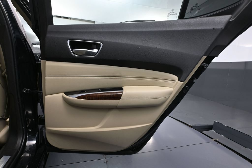 Used 2020 Acura TLX FWD image 34