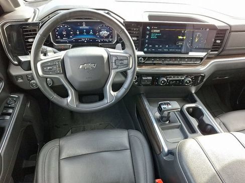 Used 2024 Chevrolet Silverado 1500 RST w/ Convenience Package II AWD/4WD image 2