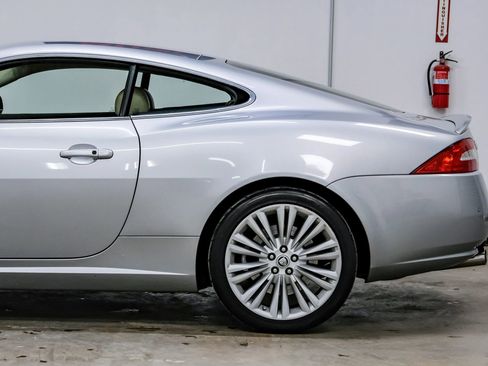 Used 2012 Jaguar XK Coupe image 13