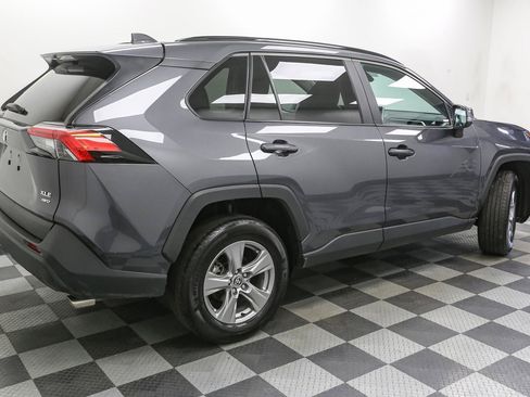 Used 2025 Toyota RAV4 XLE AWD/4WD image 9